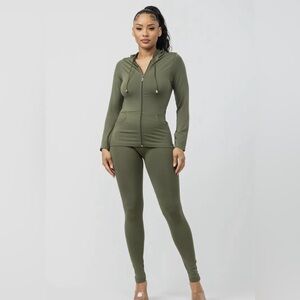 Seamless zip up hoodie jacket and legging set